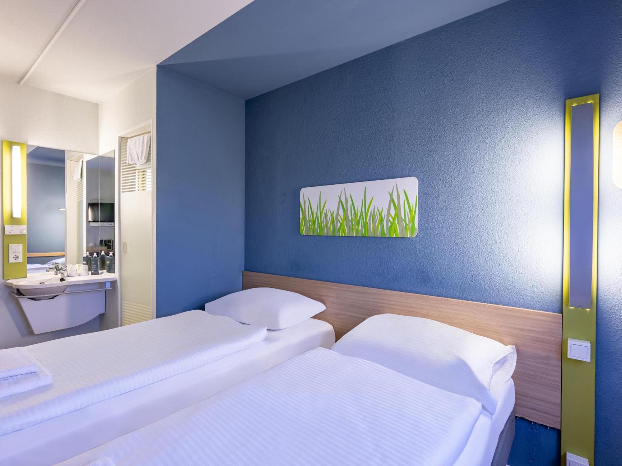 Ibis Budget Friedrichsfeld 2*